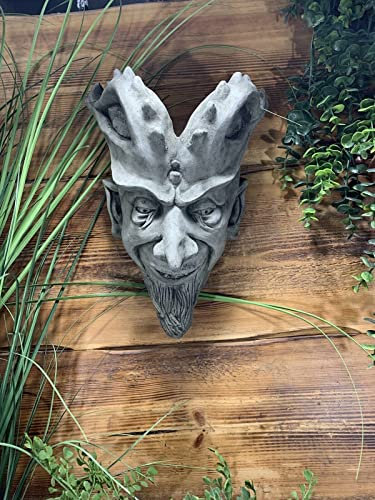 STONE GARDEN LARGE GARGOYLE GREMLIN JOKER WALL PLAQUE HANGER PLANTER ORNAMENT