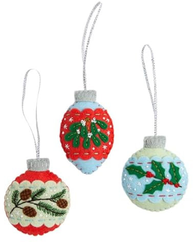 Hawthorn Handmade Christmas Baubles Felt Craft Kit. Christmas Craft Kits for Adults, Make Your Own Christmas Decorations. Felt Craft Bauble Making Kit, Christmas Crafts for Adults.