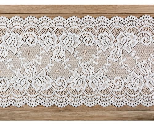 PartyDeco Tischläufer Spitze 15cm x 9m - farbecht & waschbar - Vintage Tischband für Hochzeit - Breites Blumen Spitzenband zum Nähen Dekorieren Basteln - Tischdeko & Hochzeitsdeko - Weiß