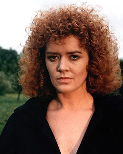 worldphotographs Hammer House of Horror (TV) Patricia Quinn 10x8 Photo