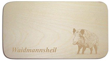 Breakfast board with wild boar and German text: “Waidmannsheil” (English: good hunting)