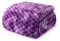 Exclusivo Mezcla Kuscheldecke Fleece Decke, Flauschige Sofadecke 150 x 200 cm, Jacquard-Überwurfdecke Wohndecke Tagesdecke, Warm und Leicht für Ganzjahreszeit, Lila