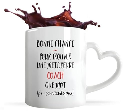 Planetee Tasse anse Coeur Coach ça n'existe pas | Mug avec anse en forme de Coeur | Idée Cadeau Prénom Surnom Nom de Famille Humour Collègue Travail Anniversaire Noël