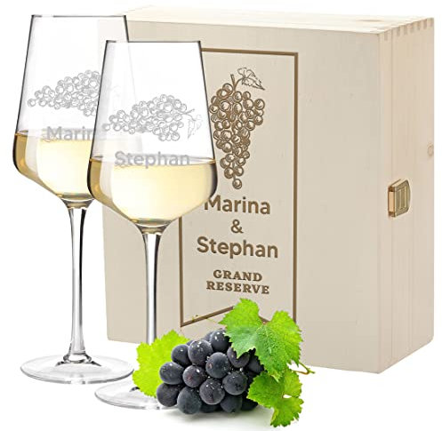 3-tlg Weinset mit personalisierter Wunschgravur - Motiv Trauben - 2x Leonardo Weißweingläser Puccini 560 ml, 1x Holzkiste - nachhaltig - Echtholz Box - DIY Geburtstagsgeschenk - Women, Man