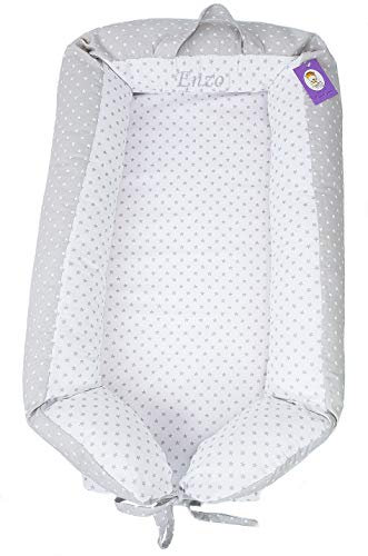 Überzüge und Wendbar Multifunktionale Kuschelnest, Babynest Kuschelnest oder Babynestchen Kuchelnest Personifizierte MIT NAME. Verfügbar in mehreren Modellen (Sterne Grau)