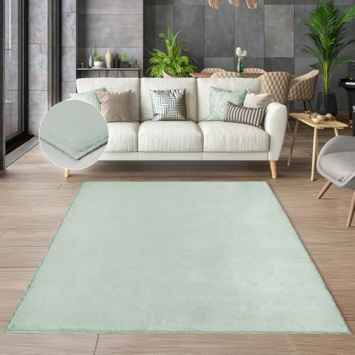 the carpet Cosy kuschelig Warmer Fellteppich, weich und elegant, waschbar und Fußbodenheizung geeignet, Öko-Tex Zertifiziert, Grün, 140 x 200 cm