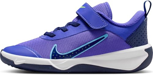 Nike Omni Multi-Court Hallenschuh Für Ältere Kinder, Persian Violet/Blue Void/Volt/University Blue, DM9027-500, 38 EU (5.5Y US)