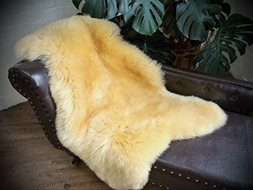 Natur-Fell-Shop ÖKO Schaffell Lammfell medizinisch gegerbt - besonders flauschig - waschbar - von Größe M - XXL (110-120cm)