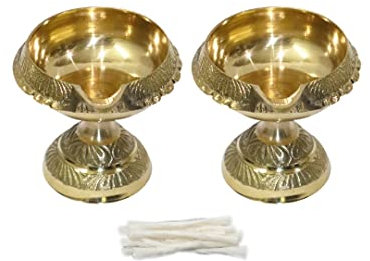 Universal Hub®Öllampe, Messing-Diya,Metall Lampe Öllaterne Öllampe für den Innenbereich, Pfauen für Mandir-Tisch, Heimdekoration, Erinnerungs-Diya-Lampe Dekorationen, Pooja religiöse Geschenke Gravur