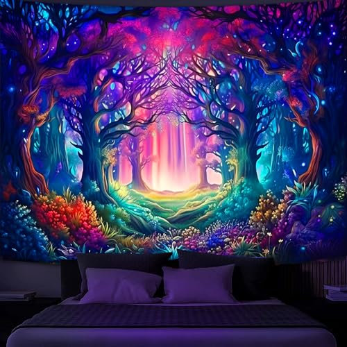Simpkeely Schwarzlicht Fantasy-Wald Wandteppich, UV-reaktiver Magischer Baum Natur Leuchtender Wandbehang für Schlafzimmer, Wohnzimmer - 130 x 150 cm