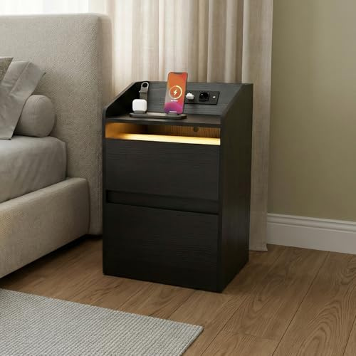 DATO Nachttisch mit LED-Beleuchtung und Ladestation(2 AC-Steckdosen, 2 USB-Anschlüsse) Nachtschrank mit Schubladen moderner Beistelltisch Sofatisch für Wohnzimmer Schlafzimmer (NS20)
