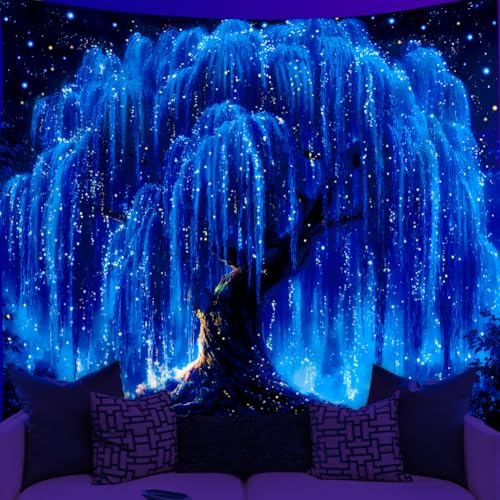 WEBEEDY Träumerische blaue Weide Schwarzlicht Wandteppich UV reaktive Galaxie Sternennacht Wand hängend Mystische Ästhetische Lebensbaum Heimdekoration für Schlafzimmer Wandhintergrund,150x130 cm