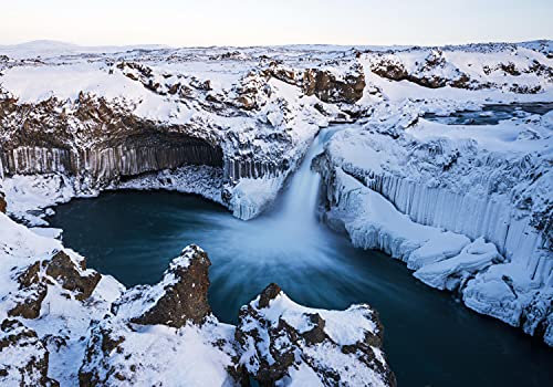 wandmotiv24 Fototapete Berge Wasserfall Schnee, 400 x 280 cm - selbstklebende Strukturtapete, Wanddeko, Wandbild, Wandtapete, Island Eis Wasser Steine M6757