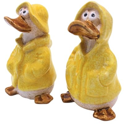 XL 2er Set Dekofiguren, Gartendeko Regenenten, Deko-Enten, Entenfiguren, Gartenfigur Ente, Teichfigur Ente in gelb mit Regenmantel und Mütze als 2er Set, Größe einer Gartenfigur, L/B/H 8 x 8 x 14 cm.