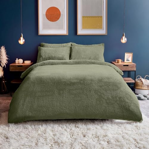 Silentnight Teddy Fleece Duvet Set - Teddy Bear Bedding Fluffy Fleece Duvet Cover and Pillowcase Set Warm Cosy and Super Soft - King Size - 220x230cm - Sage