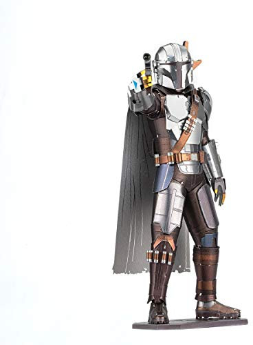 Fascinations ICX146 Metal Earth Metallbausätze - Star Wars The Mandalorian Der Mandalorian, lasergeschnittener 3D-Konstruktionsbausatz 3D Metall Puzzle, DIY Modellbausatz 3 Metallplatinen, ab 14 Jahre