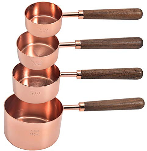 Goeielewe Juego de 4 tazas medidoras de acero inoxidable, chapado en cobre, con mango de madera de nogal para ingredientes secos y líquidos (juego de tazas: 1/4, 1/3, 1/2, 1 taza)