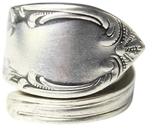 Besteckschmuck-Ring, ungefähr Größe 57 (18,3 mm), gefertigt aus Besteck.