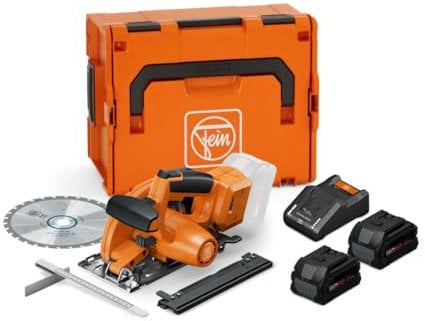 FEIN Akku-Handkreissäge F-IRON Cut 57 AS für Schnitte in Bleche, Rohre und Profile. Kompatibel mit allen 18V AMPShare oder Bosch Professional 18V Akkus. Mit 2x8 Ah ProCORE Akkus und Schnellladegerät.