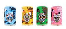Un Briquet Flamme Bleue Camouflage Tête de Mort Rechargeable - Chalumeau Couleurs aléatoires (Vert, Bleu, Rose, Jaune)