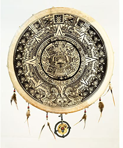 Terré Schamanentrommel 50cm Maya Style - spirituelles Siebdruckmotiv auf Ziegenhaut plus Federnschmuck zur Verzierung und Schlägel