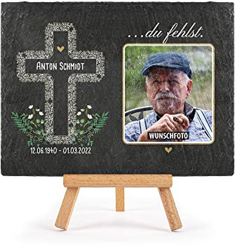PR Print Royal Schieferplatte selbst gestalten - Gedenktafel mit Foto, Name & Datum bedrucken - Kreuz mit Blumen - du fehlst - Grabtafel, Grabschmuck | Schiefertafel mit Staffelei, 15x20 cm