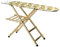Planche à repasser en bois de hêtre naturel : 35 x 141,5 x H 92 cm. Structure robuste et stable avec housse de table assortie. Idéal pour un repassage professionnel et à la maison