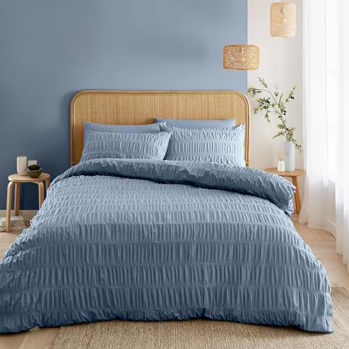 Catherine Lansfield Seersucker Single Duvet Cover Set with Pillowcase Blue
