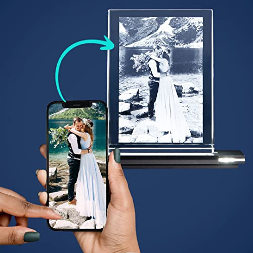 LOOXIS Photo en Verre – Votre Photo en Verre Cristal – Gravure Laser – avec Socle Lumineux en Aluminium (Photo en Verre avec Socle Lumineux L Portrait 100 x 135 x 35mm)