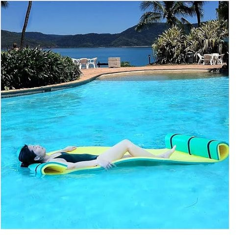 JIURUOZ Tapis Flottant, Tapis d'eau Flottant, Matelas Flottant en Mousse for la Natation, avec Sangles de Rangement, for activités Aquatiques for Adultes, Piscine, lac(4.5m x 1.8m x3.3cm)