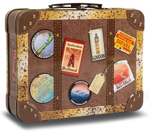 MediMuc Retro Koffer - Keksdose mit bunten Stickern, Griff und Schnappschloss - lebensmittelecht - Vol. 2,0l - Maße: (L x B x H): 20,7 x 16,0 x 6,2cm