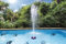 KOKIDO K737CBX - Fuente Flotante para Piscina Diseño Flor Morada Conexión al Retorno del Agua para Depuradoras de más de 3.000 litros/hora con Regulación de Presión y Ancla
