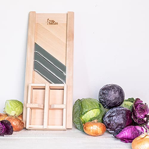 Raw Rutes - Traditioneller Holzkohlschneider mit Handschutz für fein geschnittenen Sauerkraut und Krautsalat - Erbstück-Qualität - Made in Europe!
