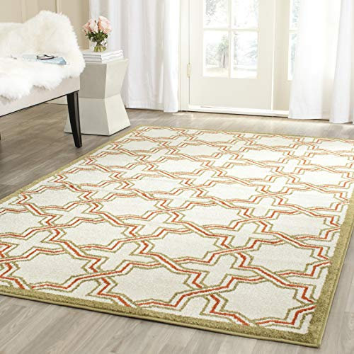 SAFAVIEH Amherst Collection Accent Rug - 4' x 6', Ivory & Light Green, Geometric Design, Non-Shedding & Easy Care, Ideal for High Traffic Areas in Entryway, Living Room, Bedroom (AMT413A)