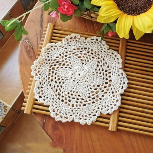Anevous 6 Stück Gestickte Tischsets, 20 cm Vintage Häkel Spitze Deckchen, Rund Baumwolle Handgemacht Tischmatte, Tischläufer Untersetzer für Küche Esszimmer Dekoration,Beige