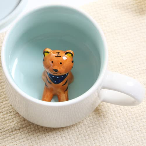 Arawat Mug Tiger Tazza da caffè carina Tazza da tè in ceramica con cucchiaio e sottobicchiere 350 ml 3D grande Tazza divertente Tazza da caffè espresso Tazza da caffè Tazza da cappuccino