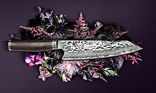 Kai Kiritsuke Messer aus der Shun Premier Tim Mälzer Limited Edition, 32-Lagen Damaszener-Stahl, Griff aus braunem laminiertem Walnussholz, Klingenlänge 20 cm, Grifflänge: ca. 10,5 cm, TDM-1783 Silber
