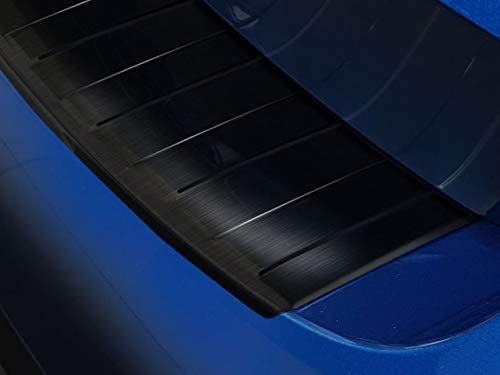 Fahrzeugspezifischer Ladekantenschutz aus Edelstahl in anthrazit mit 3D Abkantung passend für Skoda Scala ab 2019 AZ30000005