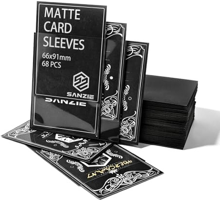 SANZIE Kartenhüllen 68 Stück kartenhülle Sammelkarten (Schwarz) | Deck Protector Sleeves Karten Hüllen fit für MTG, TCG, PTCG, Sportkarten und Sammelkarten, 66 x 91 mm