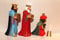 Lotte Sievers-Hahn Krippenfiguren Set 3 Könige mit Caspar grün und Geschenk im Baumwollbeutel