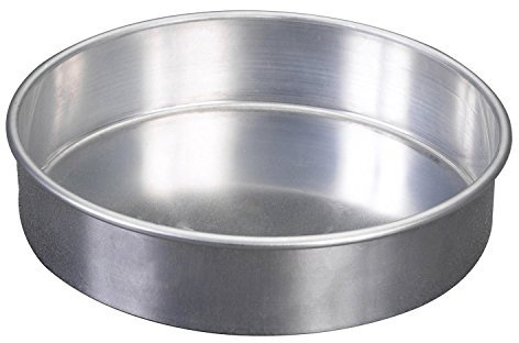 Nordic Ware Naturals 8 Round Layer Cake Pan, Natural Aluminium Baking Tin with Superior Heat Conductivity, Premium Bakeware Made in The USA, Silver