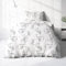 Träumschön Premium Bettwäsche 155x220 + 80x80 cm - One Line Design Weiß - Sommer Bettwäsche aus Baumwolle – Weich, Atmungsaktiv & Hautfreundlich - bügelfrei