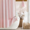 Stall – Petit rideau de douche de style bohème en tissu de lin étroit avec pompons – Rideau de douche épais et résistant à l'eau – 122 x 183 cm – Rose