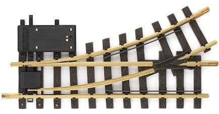 LGB – Elektrische Weiche Links R1 – 30° - 12150, Gleiserweiterung für Gartenbahn, Gleismaterial, Zubehör, Spur G, Maßstab 1:22,5