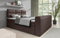 Luxusbetten24 Boxspringbett Carre 140x200 Doppelbett Polsterbett Bett mit TV Lift, USB-Anschluss | Bezug: Kunstleder | Farbe: Braun | Härtegrad: H4 (100kg+)