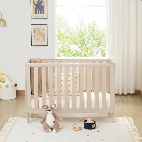 Babymore Dante 3-in-1 Cot Bed – Converts to Toddler Bed & Sofa | 120 x 60 cm | 3 Adjustable Mattress Heights | Protective Teething Rails | Suitable from Birth to 6+ Years (Cashmere)