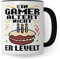Gamer Tasse, Ein Gamer altert nicht - Er levelt Geschenkidee für Computerspieler, Gaming-Fans und Zocker Geschenk Kaffee-Becher Nerd Gaming Kaffeetasse mit Spruch lustig (Weiß/Schwarz)
