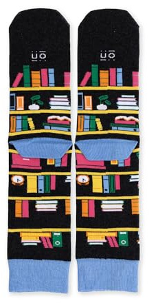 UO Kit Regalo Book Lover – Taza + Calcetines – Pack Completo para Amantes de la Lectura – Regalo Original para Booklovers – Cerámica y Algodón Talla 42-46
