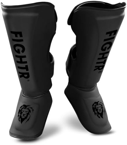 FIGHTR® Profi Schienbeinschoner extra Dick - mit perfektem Sitz und idealer Polsterung | Extra Dicker Schienbeinschutz für Kicks im Kickboxen, MMA, Muay Thai und Kampfsport (All Black, L)