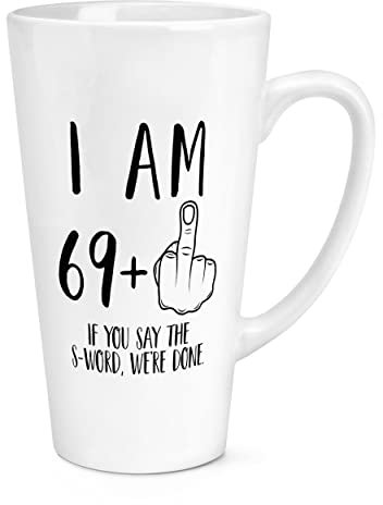 Gift Base Große Latte-Tasse mit Aufschrift I Am 69 + Middle Finger, zum 70. Geburtstag, 482 ml